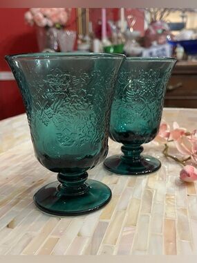 2-La Rochère AMBOISE Wine Glasses 8oz NIGHT BLUE (Teal) 2Pc Set FRANCE -NWT